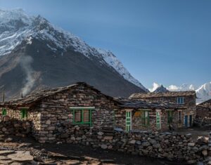 Manaslu circuit trek